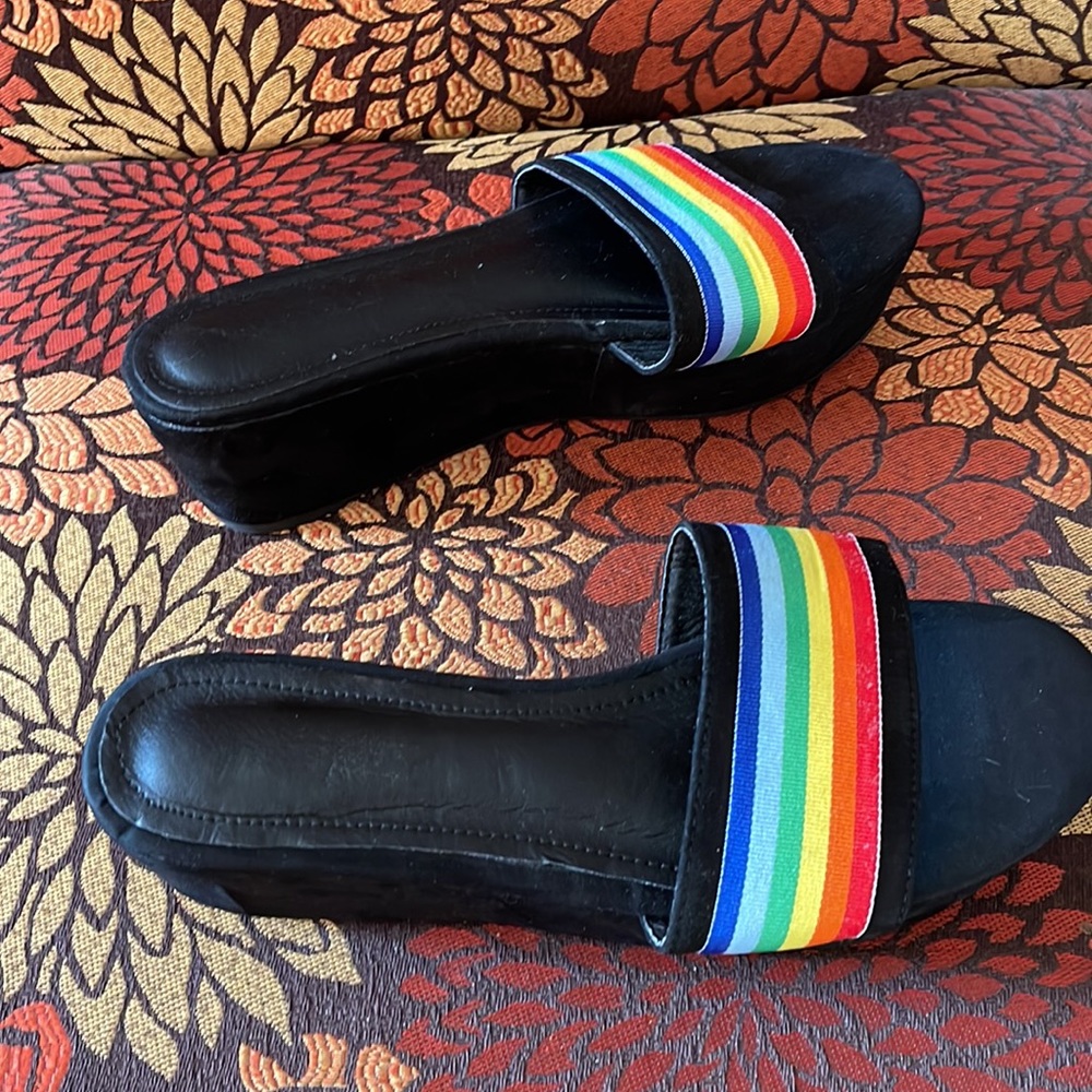 Colorful Platform Sandal - Picture 2 of 4